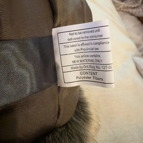 WindRiver Faux Suede Aviator Trapper Hat with Ear Flaps (Size M) NWOT - Picture 3 of 7